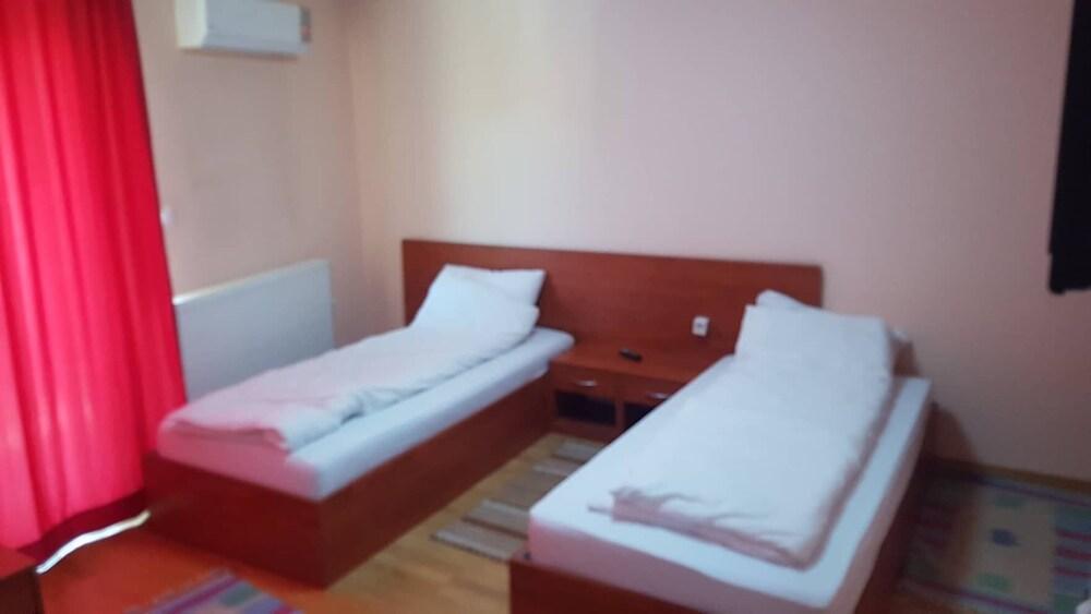 Gasthof Jezero 3*